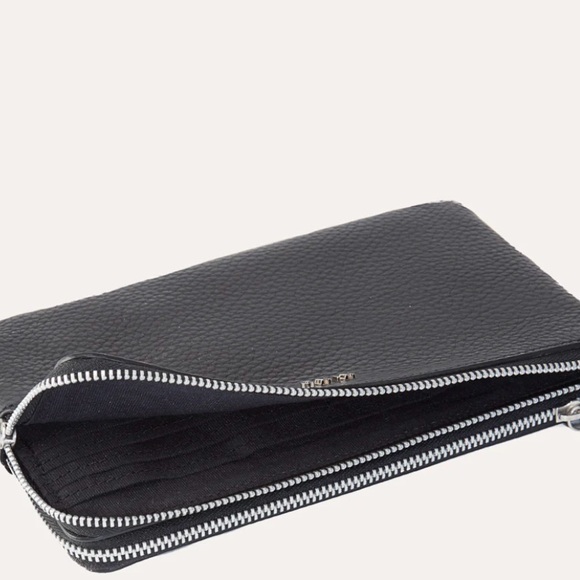 Kiko Black Leather Wallet with Pebbled Texture and Zipper Closure - Picture 6 of 6